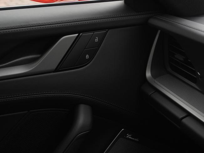 PORSCHE 911 Photo 31