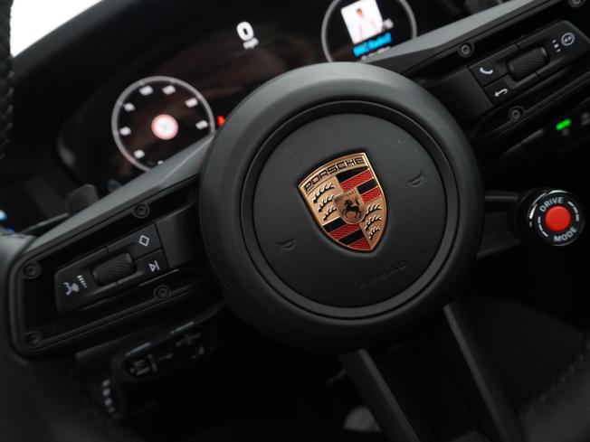 PORSCHE 911 Photo 35