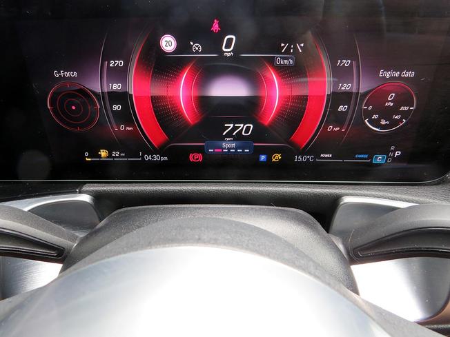 MERCEDES-BENZ GLB Photo 32