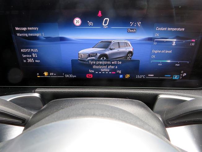 MERCEDES-BENZ GLB Photo 35