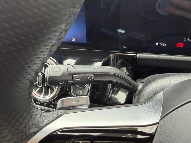 MERCEDES-BENZ GLA Photo 30