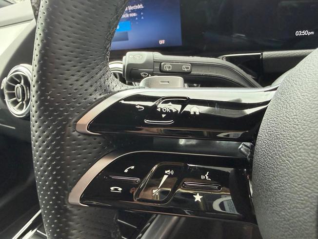 MERCEDES-BENZ GLA Photo 31