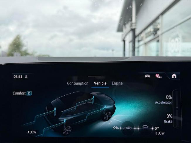 MERCEDES-BENZ GLA Photo 39