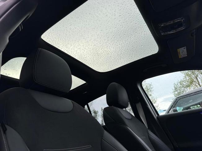 MERCEDES-BENZ GLA Photo 42