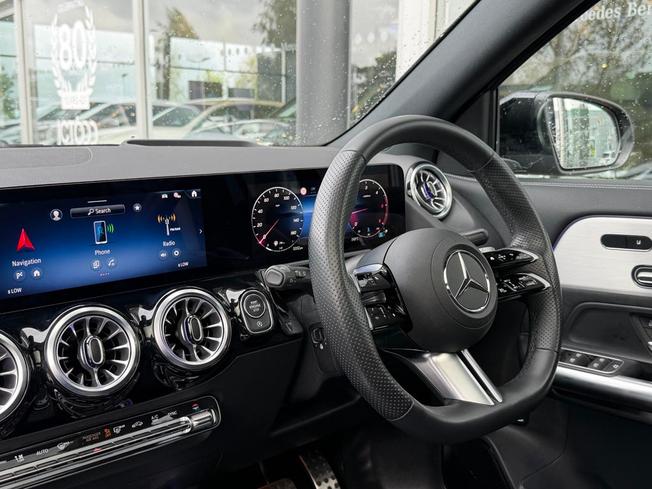MERCEDES-BENZ GLA Photo 45