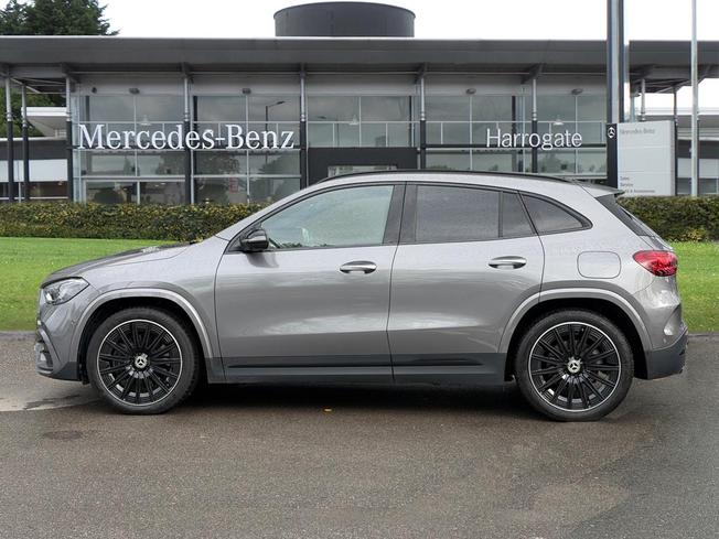 MERCEDES-BENZ GLA Photo 7