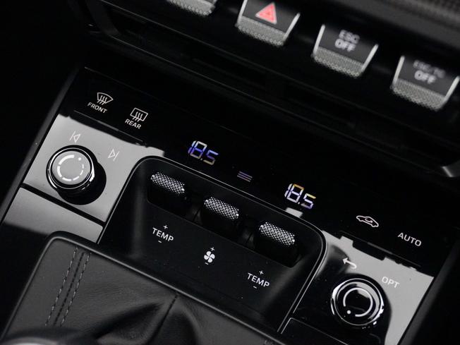 PORSCHE 911 Photo 30