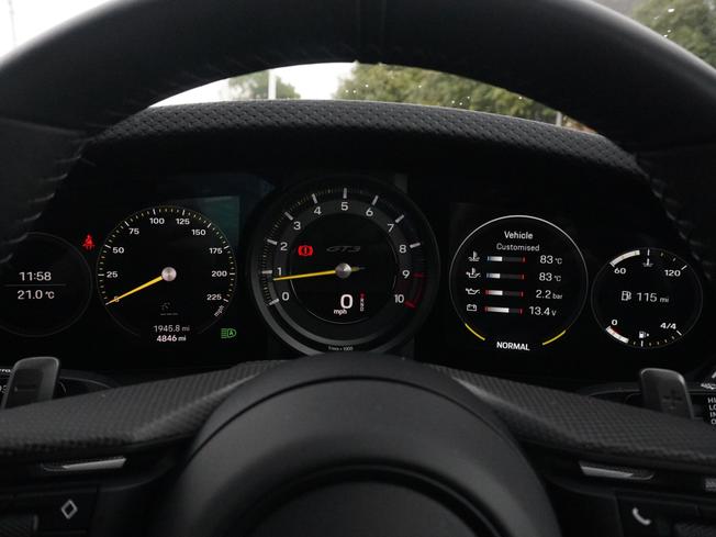PORSCHE 911 Photo 39