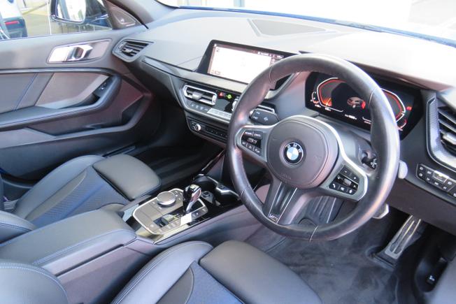 BMW 1 Series Photo 30