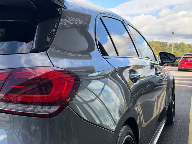 MERCEDES-BENZ A Class Photo 18