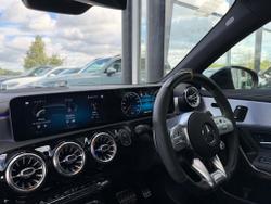 MERCEDES-BENZ A Class Photo 3