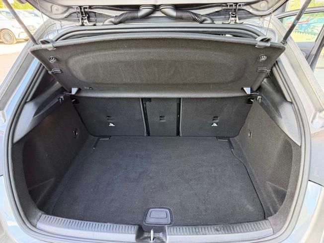 MERCEDES-BENZ A Class Photo 9