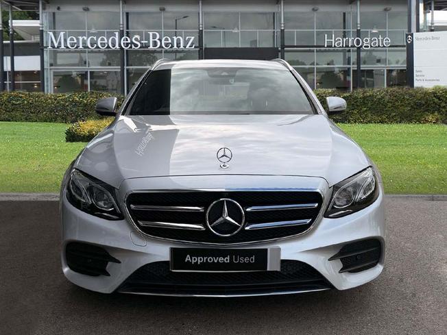 MERCEDES-BENZ E Class Photo 11