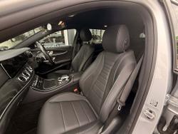 MERCEDES-BENZ E Class Photo 3