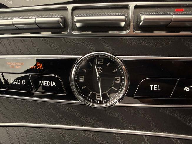MERCEDES-BENZ E Class Photo 38