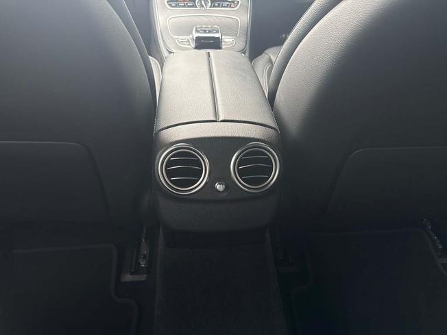 MERCEDES-BENZ E Class Photo 41
