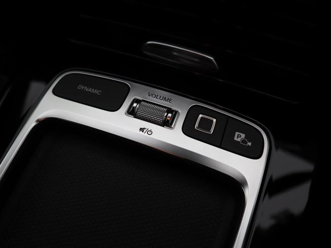 MERCEDES-BENZ CLA Class Photo 27