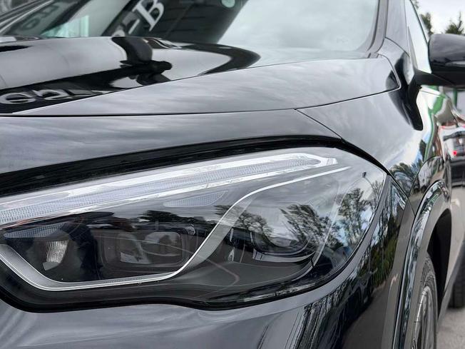 MERCEDES-BENZ GLA Photo 12