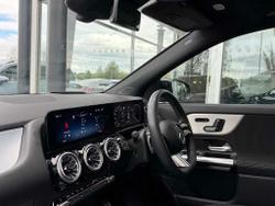 MERCEDES-BENZ GLA Photo 3