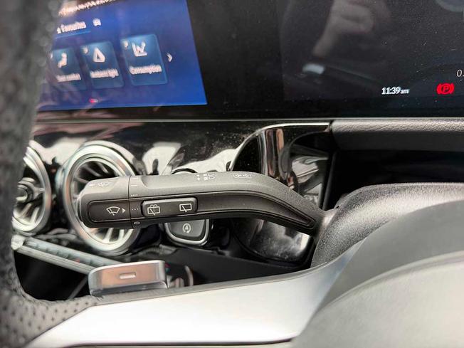MERCEDES-BENZ GLA Photo 30
