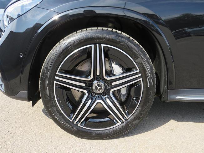 Mercedes-Benz GLC Photo 13