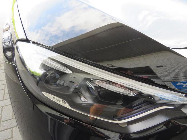 Mercedes-Benz GLC Photo 25