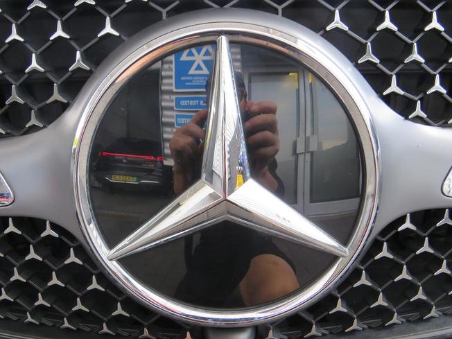 Mercedes-Benz GLC Photo 26