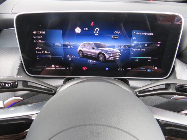 Mercedes-Benz GLC Photo 37