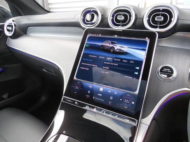 Mercedes-Benz GLC Photo 45