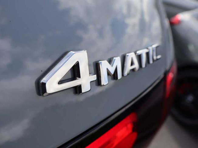 MERCEDES-BENZ Glc Photo 22