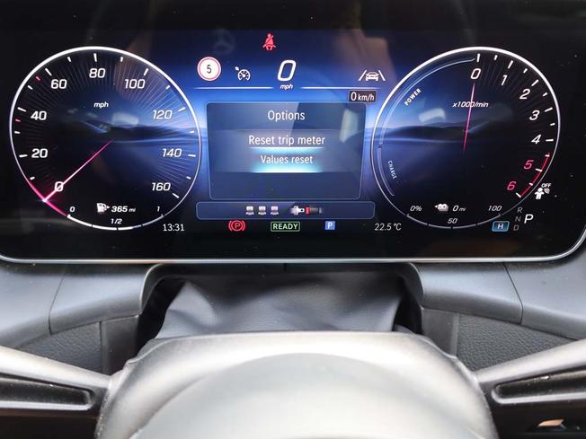 MERCEDES-BENZ Glc Photo 4