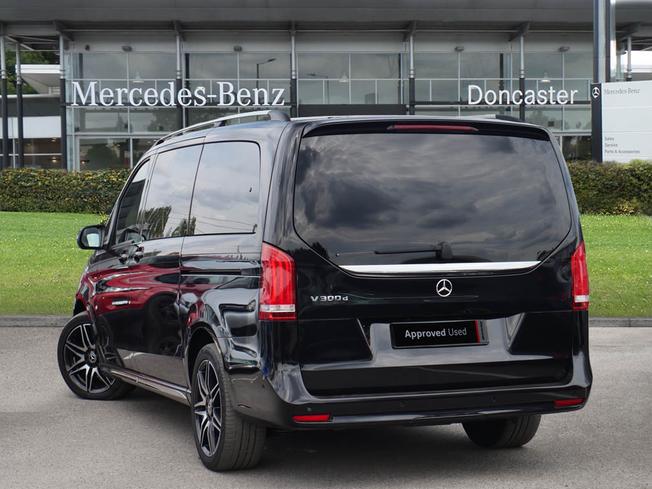 MERCEDES-BENZ V Class Photo 2