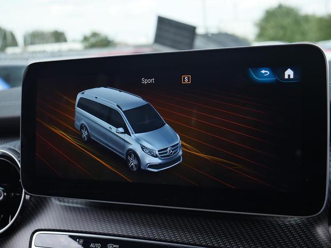 MERCEDES-BENZ V Class Photo 25