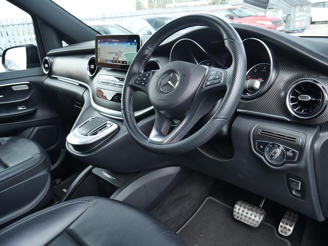 MERCEDES-BENZ V Class Photo 31