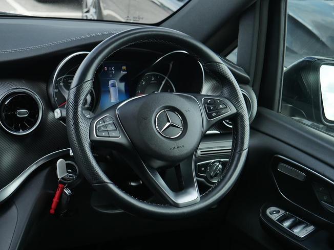 MERCEDES-BENZ V Class Photo 38