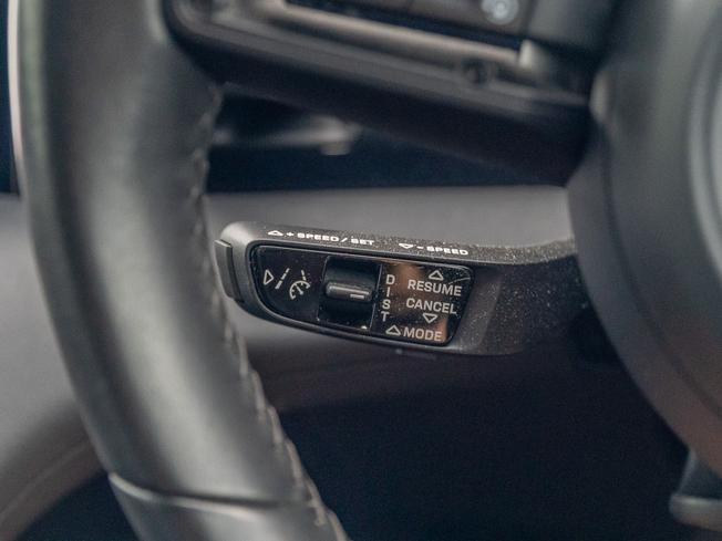 PORSCHE Taycan Photo 25