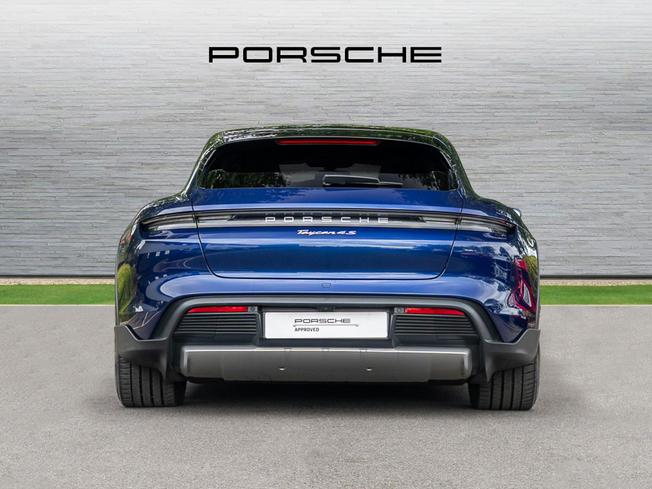 PORSCHE Taycan Photo 7