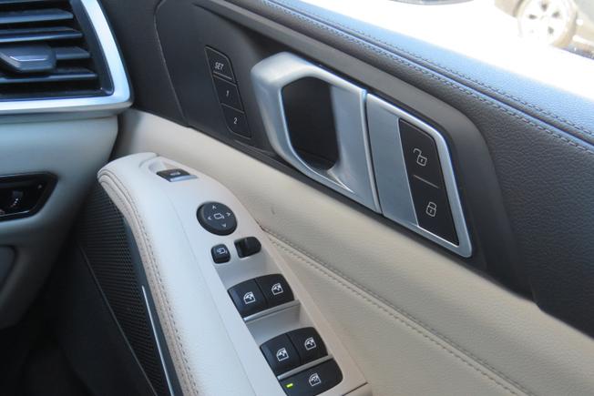 BMW X5 Photo 10