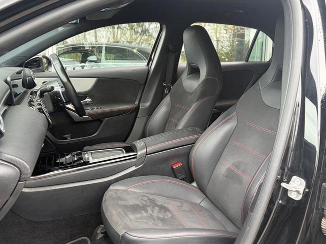 MERCEDES-BENZ A Class Photo 3