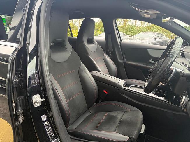 MERCEDES-BENZ A Class Photo 35
