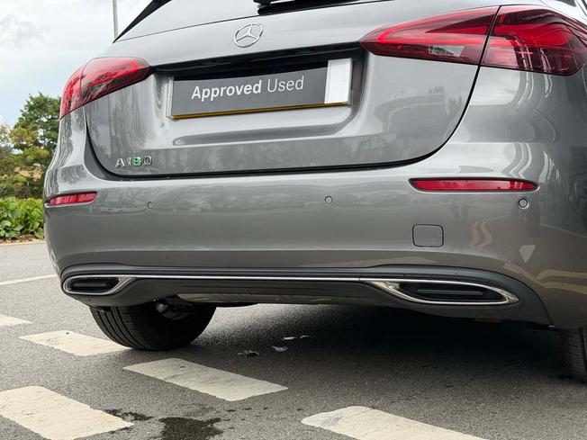 MERCEDES-BENZ A Class Photo 18