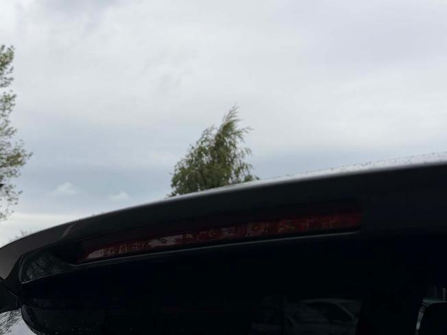 MERCEDES-BENZ GLA Photo 18