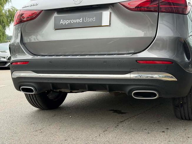 MERCEDES-BENZ GLA Photo 20