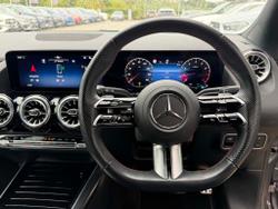 MERCEDES-BENZ GLA Photo 4