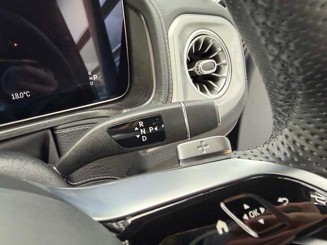 MERCEDES-BENZ G Class Photo 26