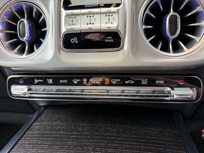 MERCEDES-BENZ G Class Photo 32