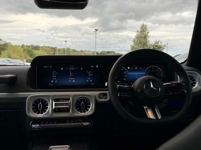 MERCEDES-BENZ G Class Photo 5