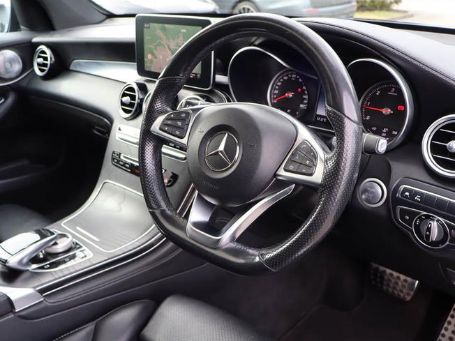 MERCEDES-BENZ Glc Photo 16