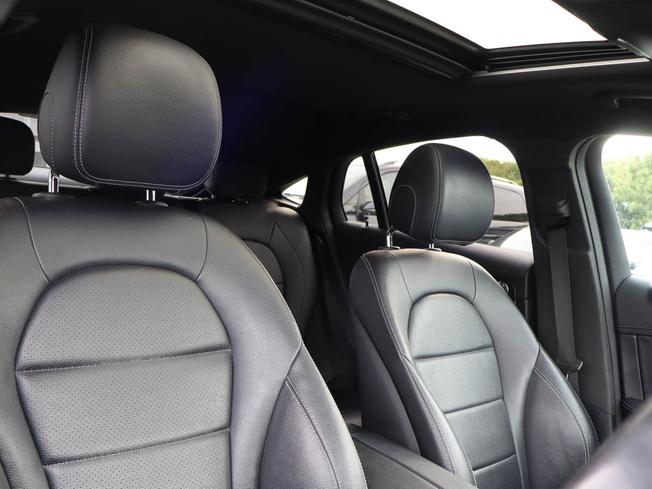 MERCEDES-BENZ Glc Photo 17