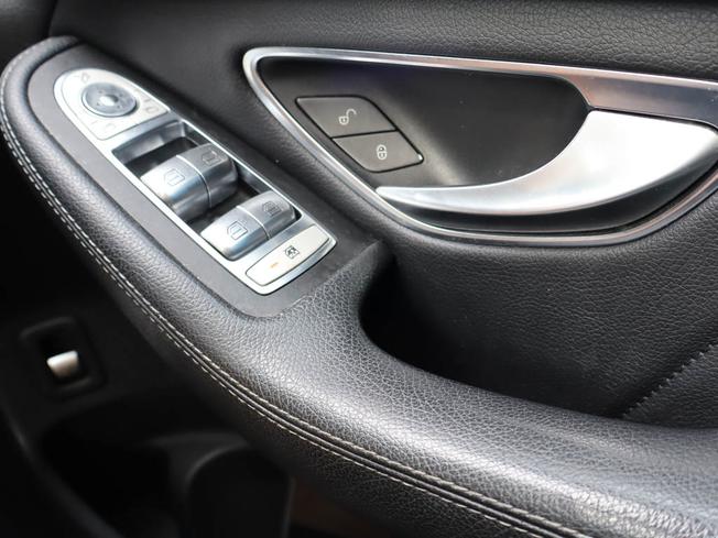MERCEDES-BENZ Glc Photo 28